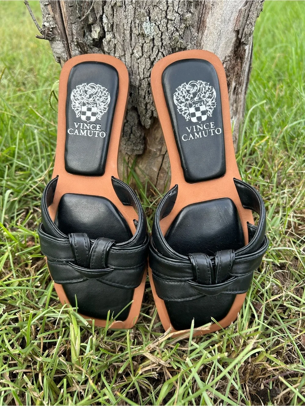 Vince Camuto Black Knotted Slide Sandals Women’s Size 5.5